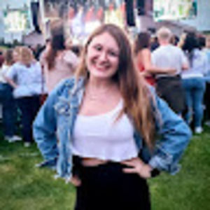 Meet your Posher, Christina